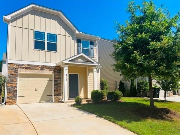 106 Southwind Circle , Newnan, GA 30265
