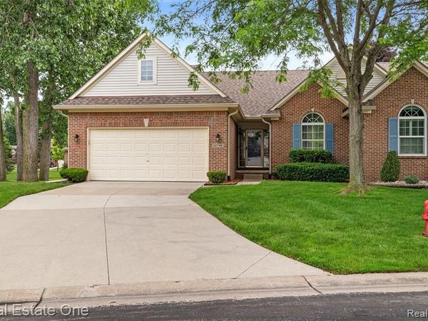 22745 Coachlight Circle , Taylor, MI 48180