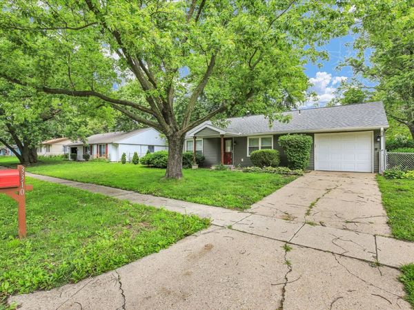 3310 York Drive , Champaign, IL 61821