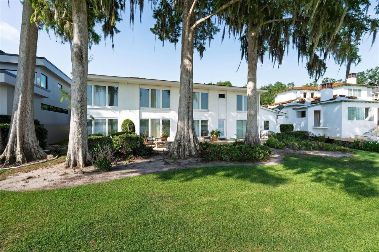 2655 Lake Shore Drive, Orlando, FL 32803 Photo