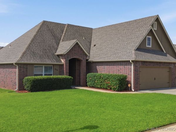 7514 E 83rd Place N, Owasso, OK 74055