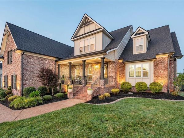 405 Huntington Dr, Lebanon, TN 37087