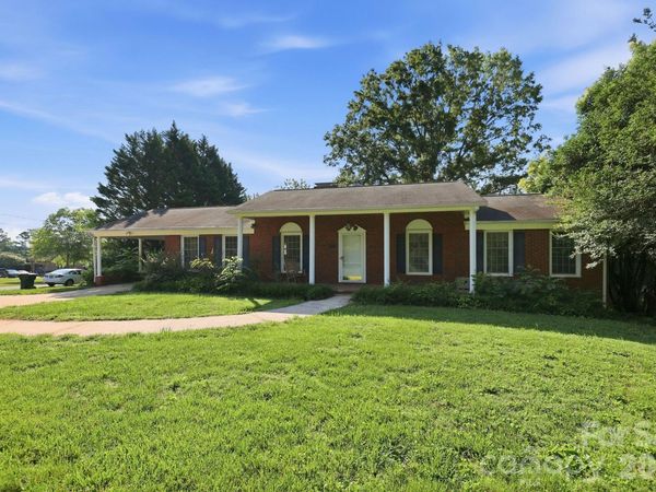 310 Roy Eaker Road , Cherryville, NC 28021