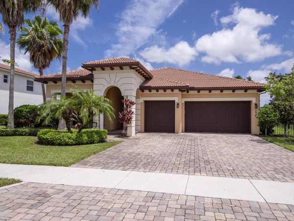 172 Manor Circle, Jupiter, FL 33458