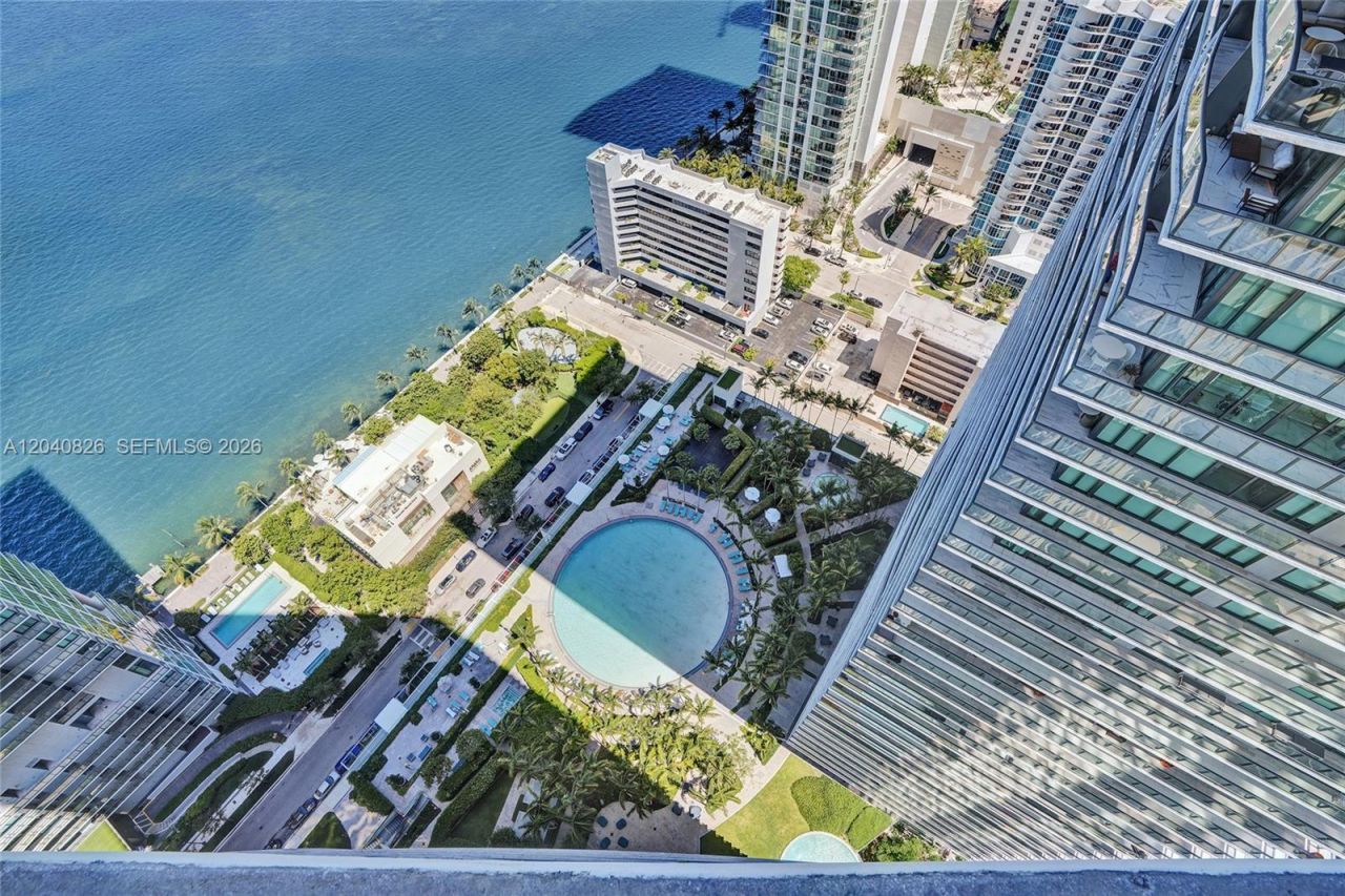 650 NE 32nd St, Unit 3901, Miami, FL 33137 Photo