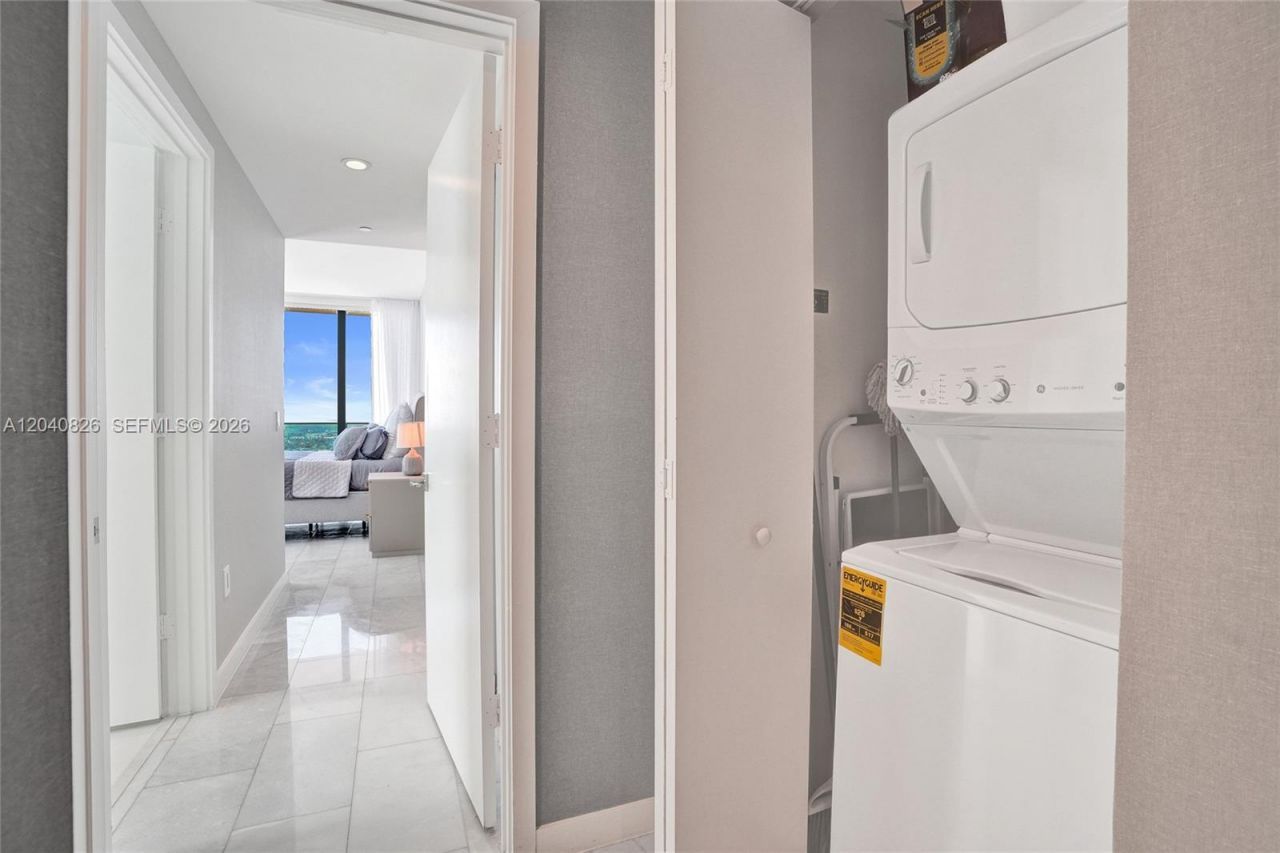 650 NE 32nd St, Unit 3901, Miami, FL 33137 Photo
