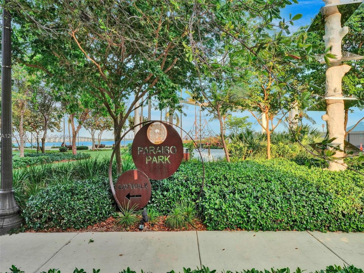650 NE 32nd St, Unit 3901, Miami, FL 33137 Photo