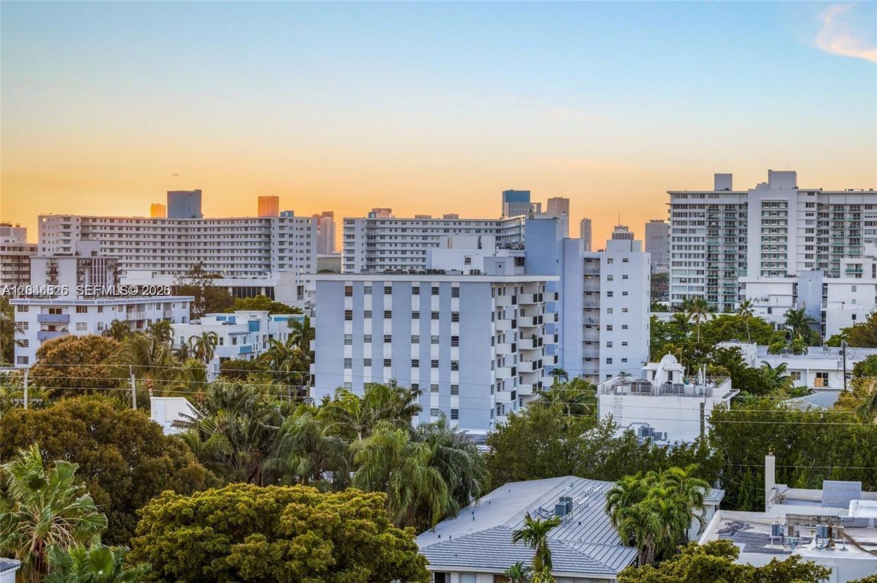 1020 Meridian Ave , Unit 816, Miami Beach, FL 33139 Photo