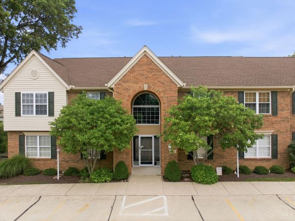 621 Covedale Avenue, Unit 3, Delhi Twp, OH 45238
