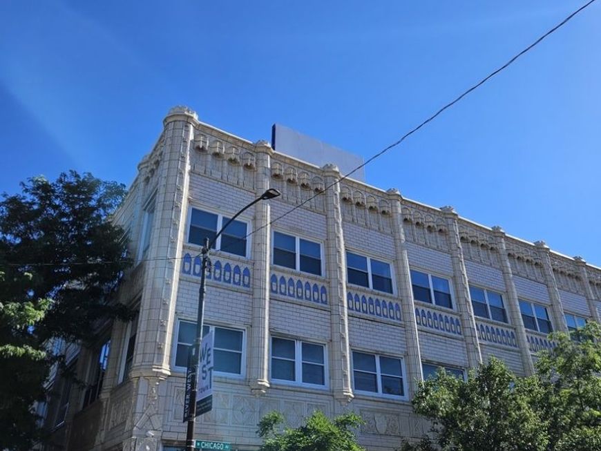 Main Photo