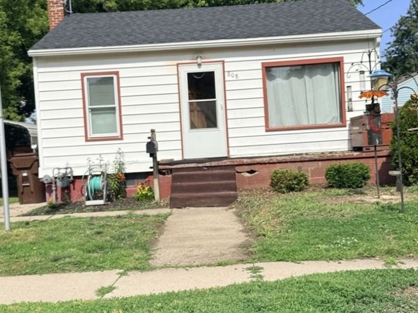 808 MARVIN Street , South Beloit, IL 61080