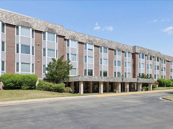 400 Ascot Drive , Unit 3E, Park Ridge, IL 60068