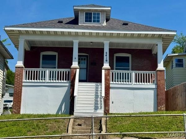 2416 Broadway , Hannibal, MO 63401