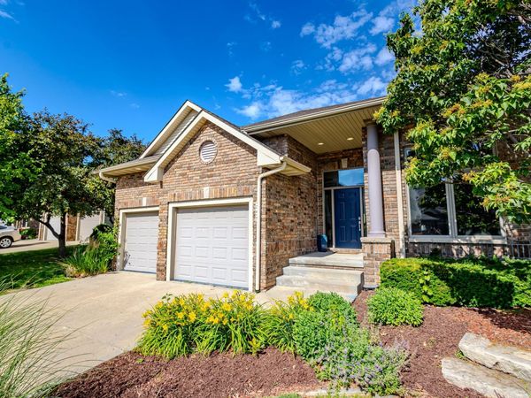 769 Glen Oaks Terrace, West Des Moines, IA 50266