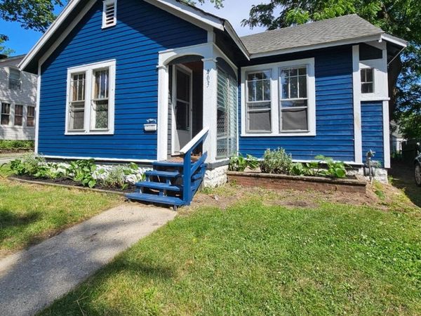 403 Pennsylvania Avenue, Dowagiac, MI 49047