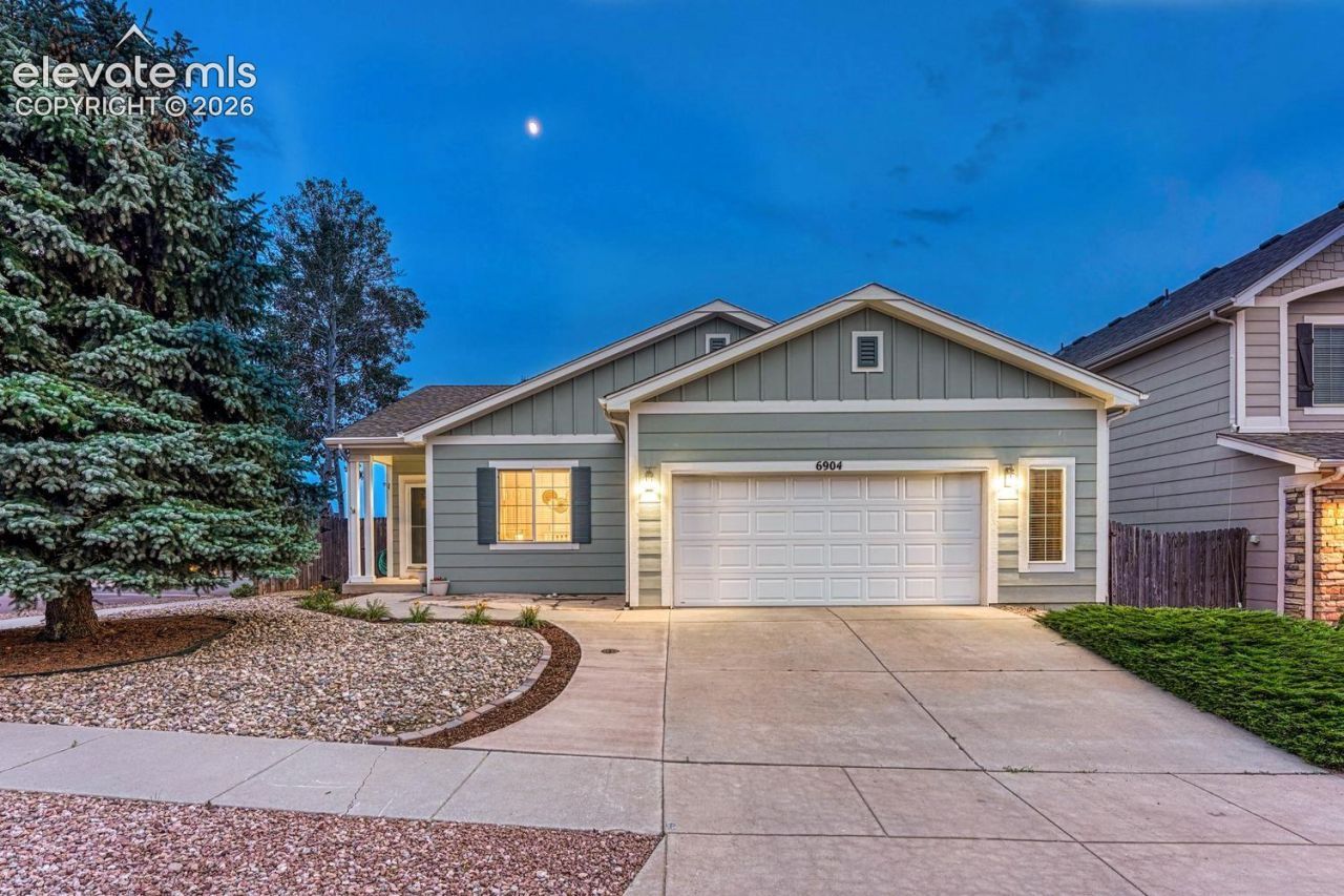 6904 Cobblecreek Drive, Colorado Springs, CO 80922 Main Photo