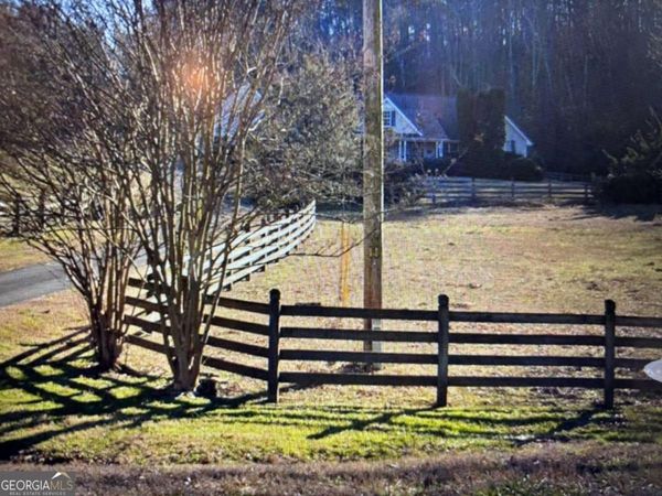 500 Reeves Station Road SW, Calhoun, GA 30701