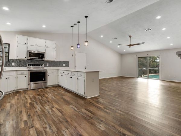 3141 N Shannon Lakes Drive , Tallahassee, FL