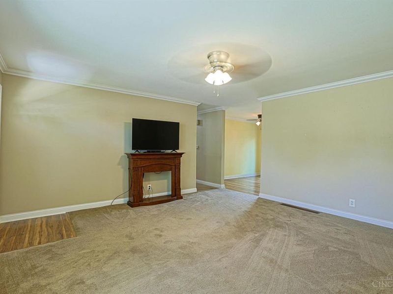 111 Stadia Drive, Franklin, OH 45005 Photo 6