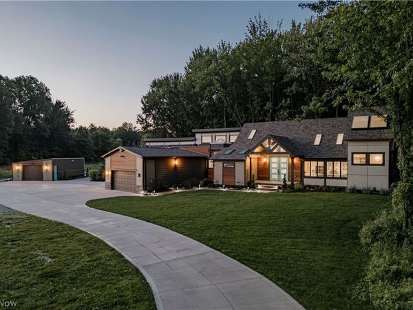 27070 Bagley Road , Olmsted Twp, OH 44138