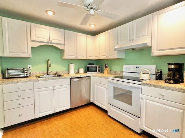 106 Heather, Unit 106, Shelton, CT 06484 Main Photo