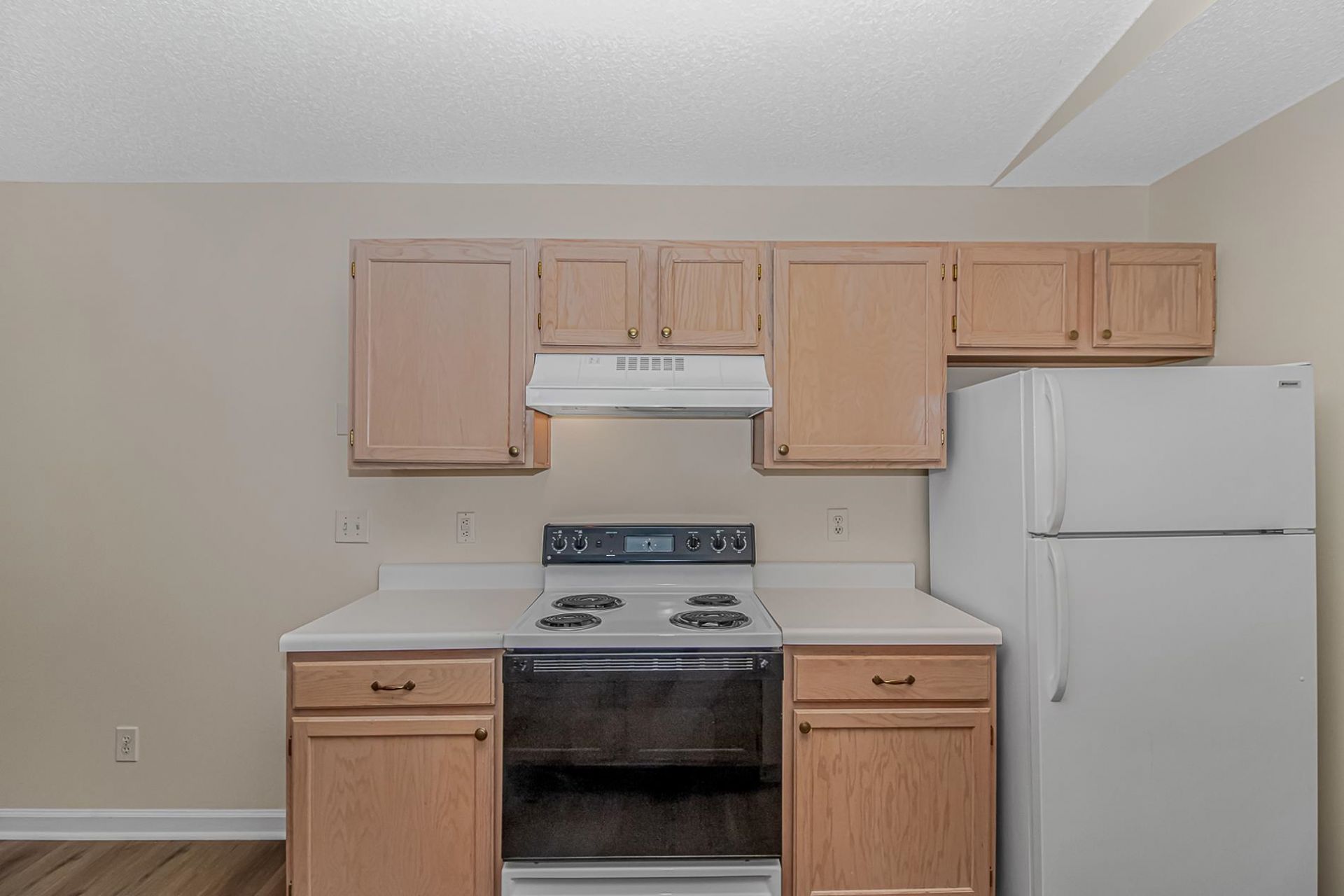 2263 Andover Dr.  Photo 10