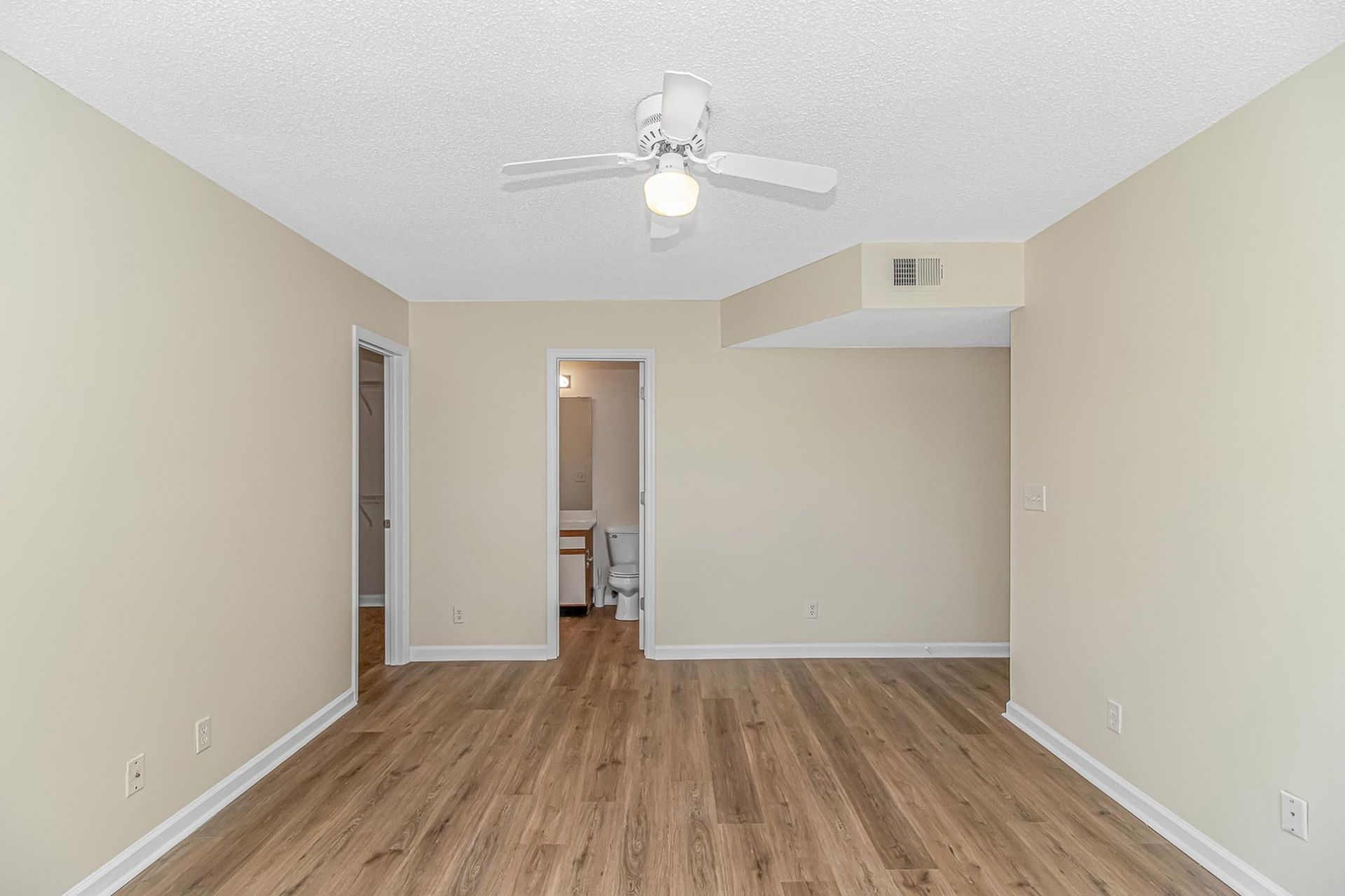 2263 Andover Dr.  Photo 20