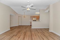 2263 Andover Dr.  photo 4