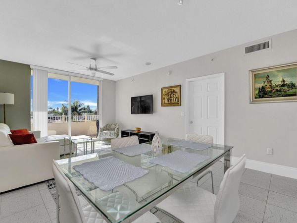 100 NE 6th Street, Unit 203, Boynton Beach, FL 33435