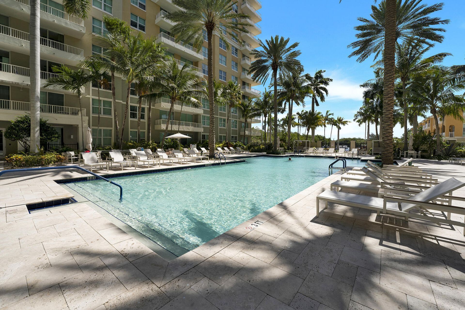 100 NE 6th Street, Unit 203, Boynton Beach, FL 33435 Photo