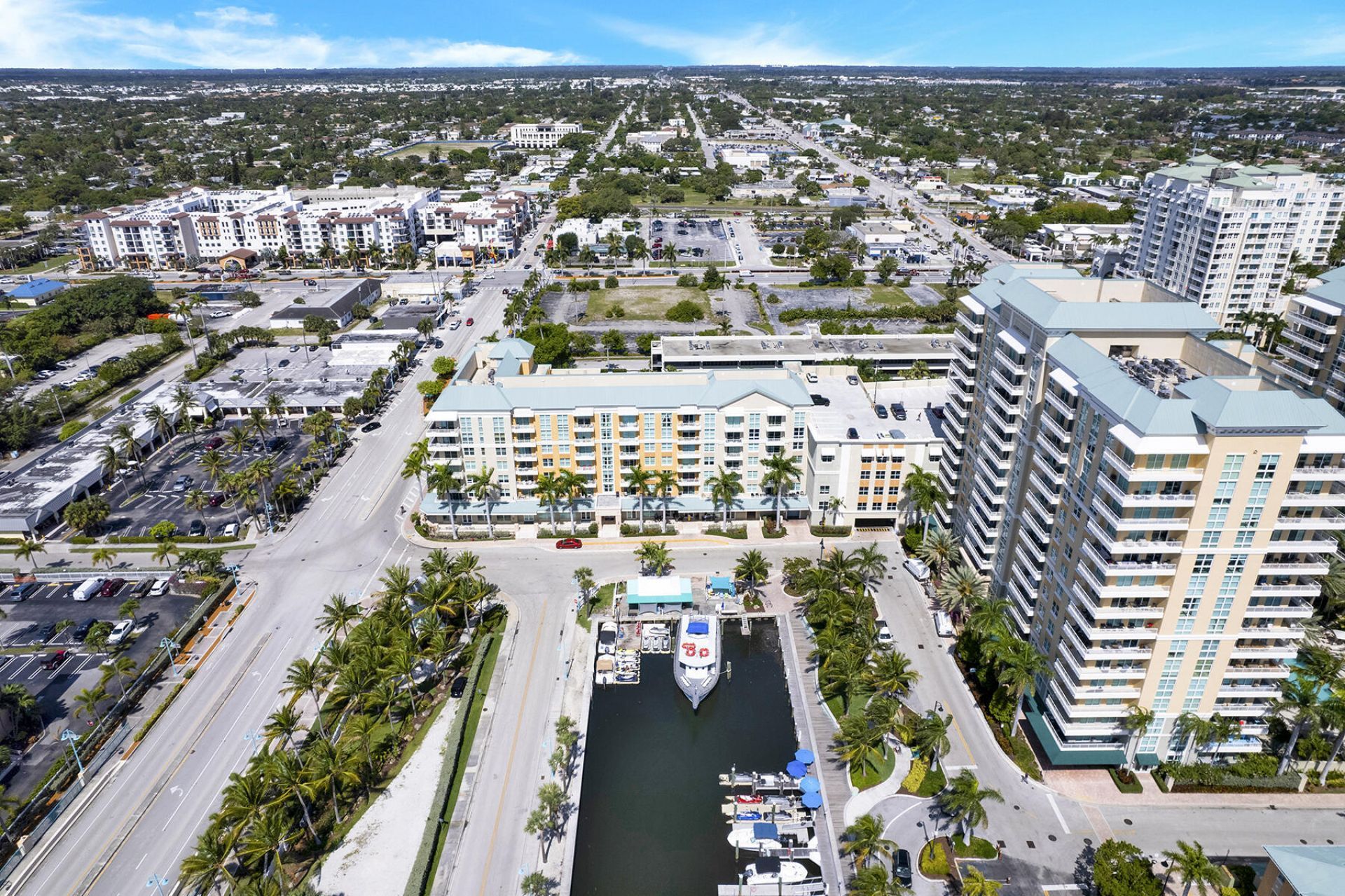 100 NE 6th Street, Unit 203, Boynton Beach, FL 33435 Photo