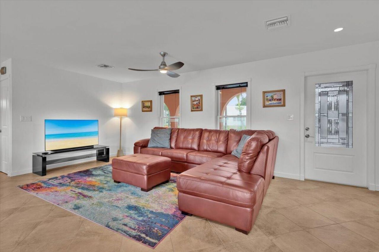 611 SE Harborview Drive, Port Saint Lucie, FL 34983 Photo