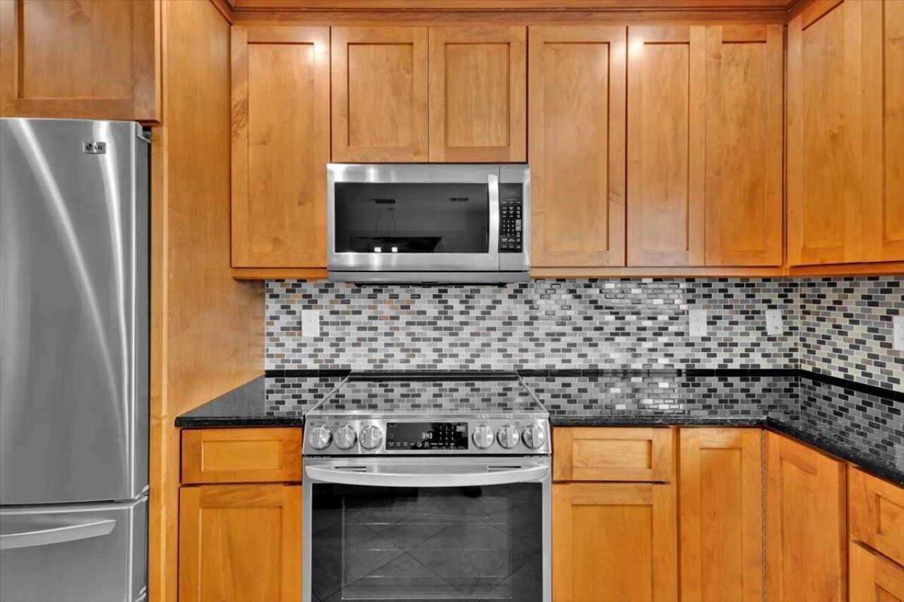 611 SE Harborview Drive, Port Saint Lucie, FL 34983 Photo
