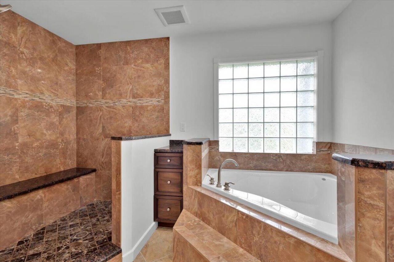 611 SE Harborview Drive, Port Saint Lucie, FL 34983 Photo