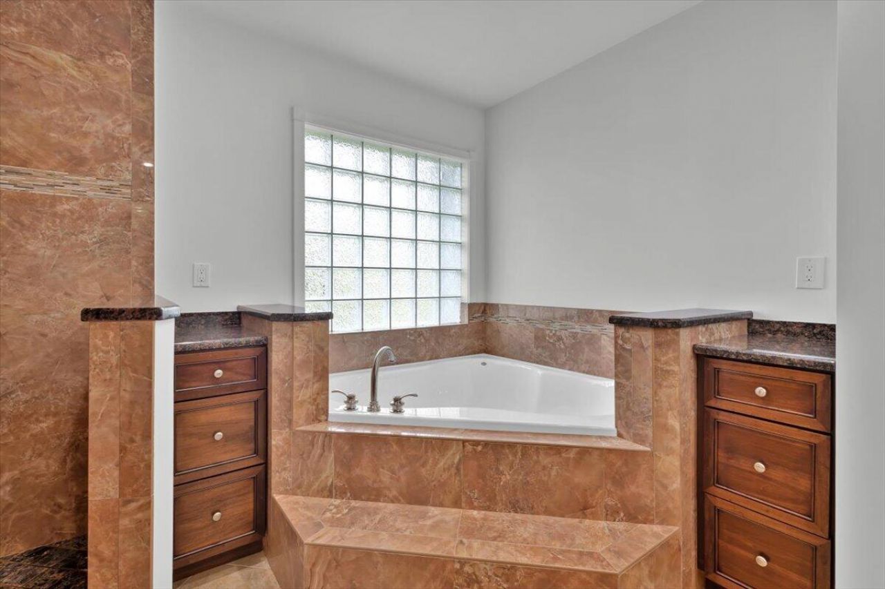 611 SE Harborview Drive, Port Saint Lucie, FL 34983 Photo