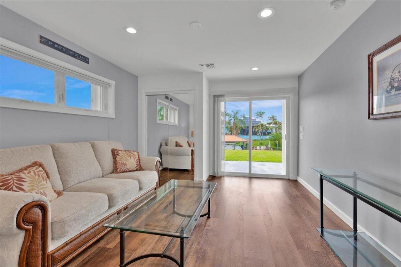611 SE Harborview Drive, Port Saint Lucie, FL 34983 Photo