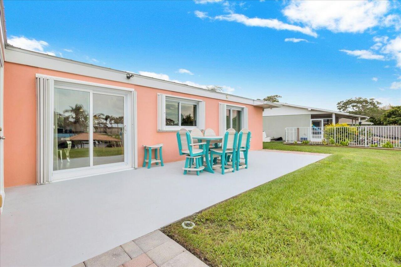 611 SE Harborview Drive, Port Saint Lucie, FL 34983 Photo
