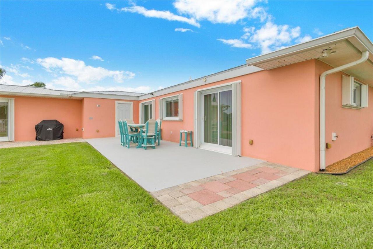 611 SE Harborview Drive, Port Saint Lucie, FL 34983 Photo