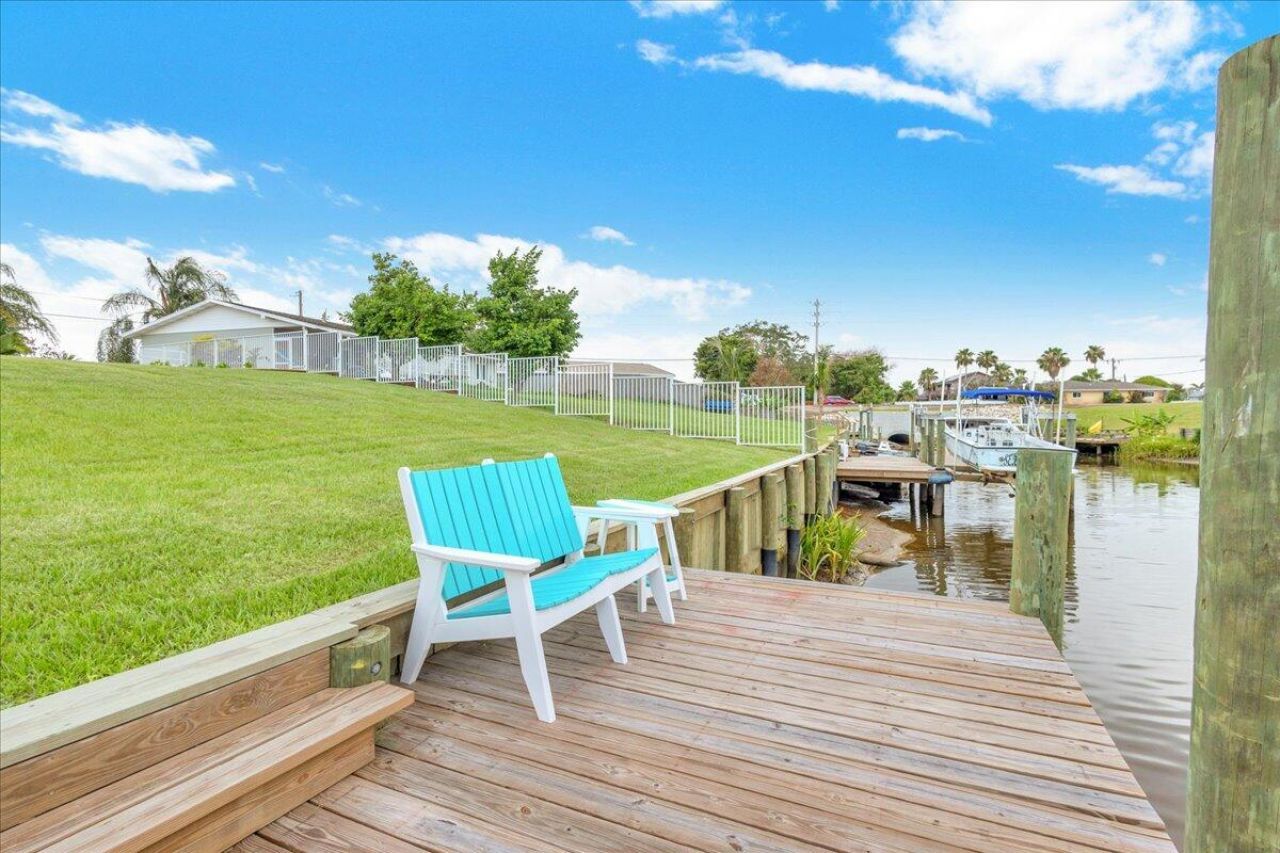 611 SE Harborview Drive, Port Saint Lucie, FL 34983 Photo