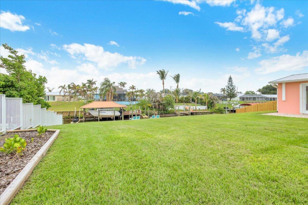 611 SE Harborview Drive, Port Saint Lucie, FL 34983 Photo