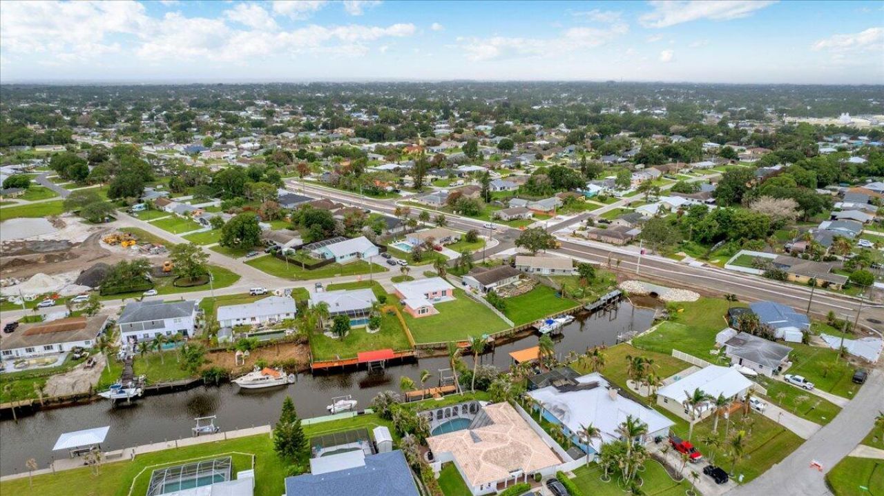 611 SE Harborview Drive, Port Saint Lucie, FL 34983 Photo