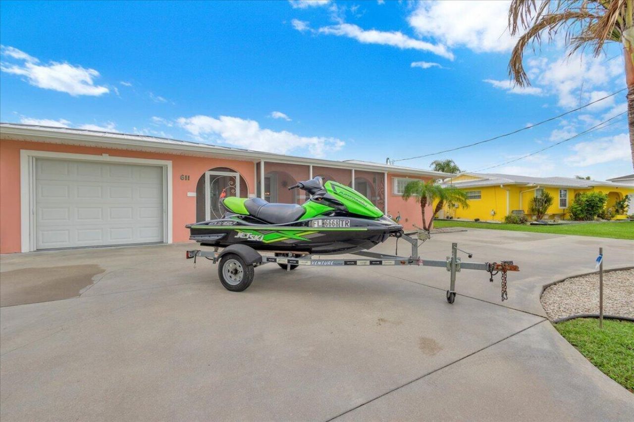 611 SE Harborview Drive, Port Saint Lucie, FL 34983 Photo