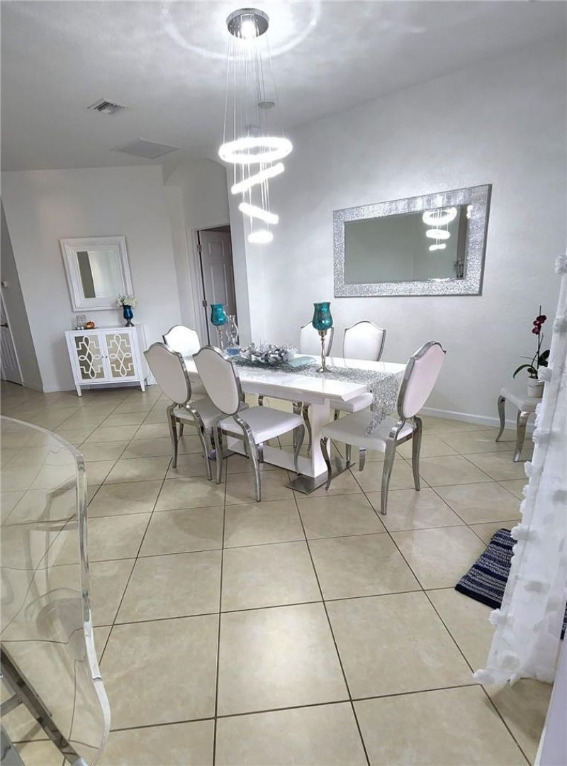 1807 SW Jamesport Drive, Port Saint Lucie, FL 34953 Photo
