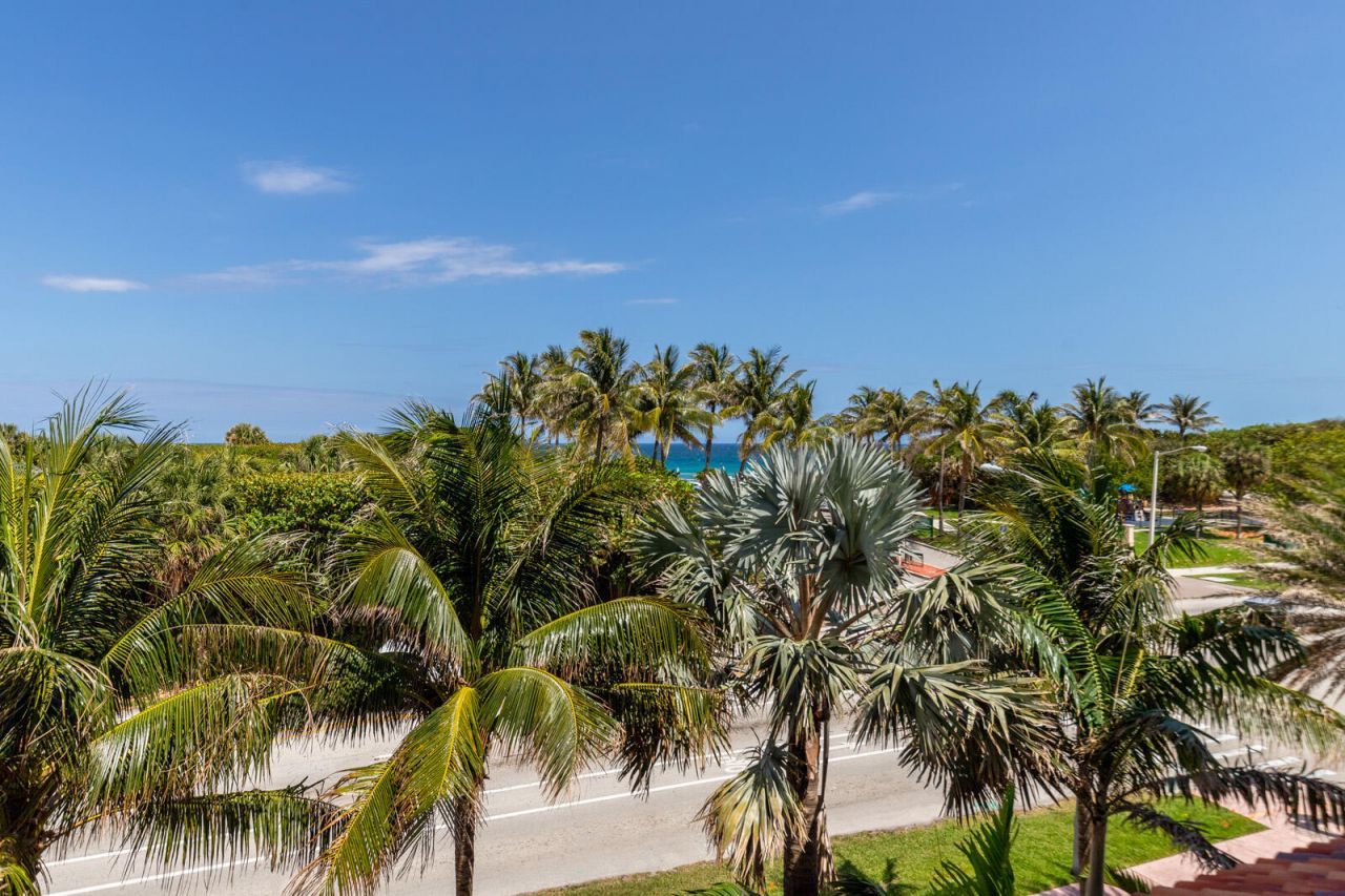 1 N Ocean Boulevard, Unit 305, Boca Raton, FL 33432 Photo