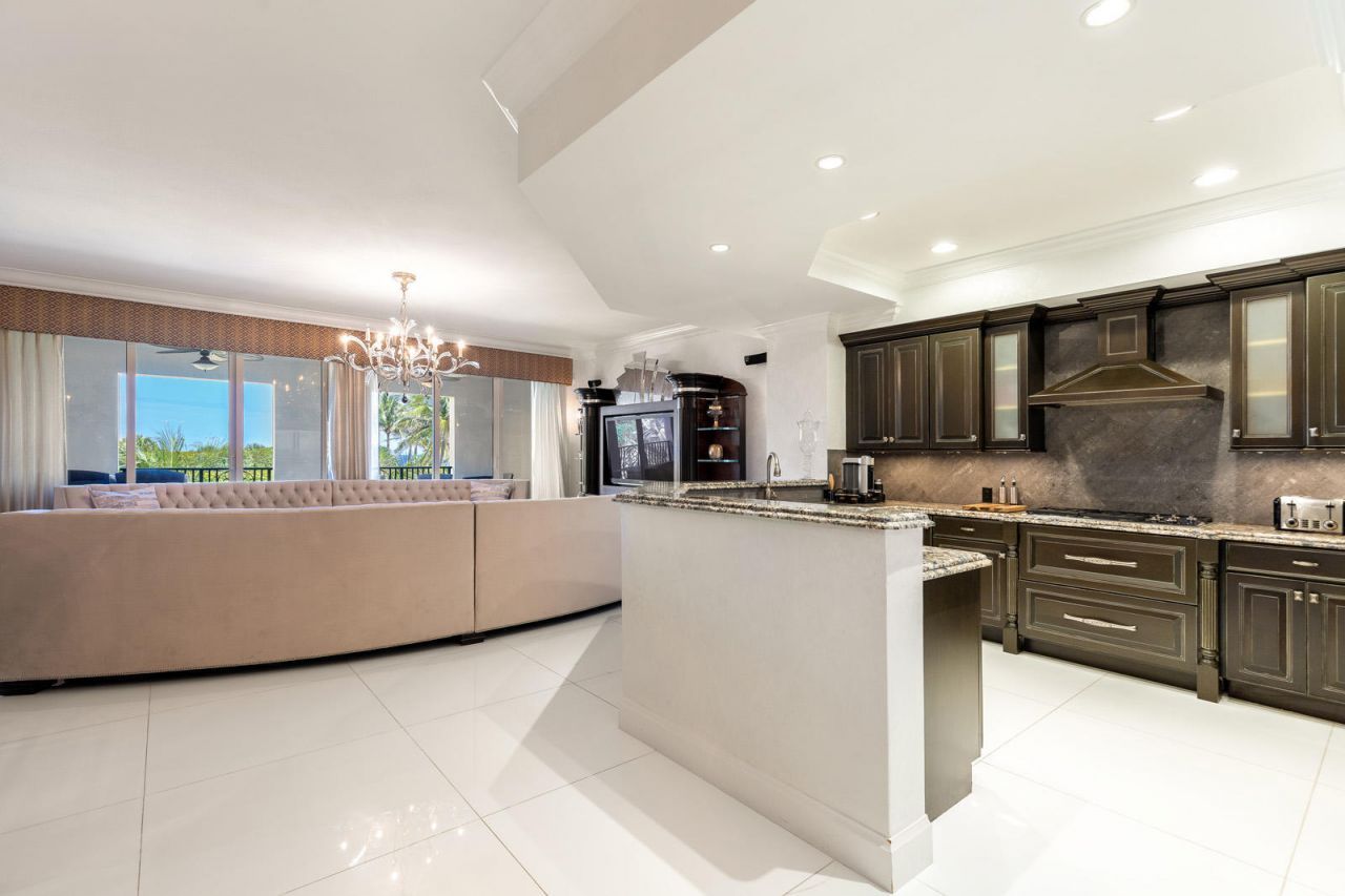 1 N Ocean Boulevard, Unit 305, Boca Raton, FL 33432 Photo