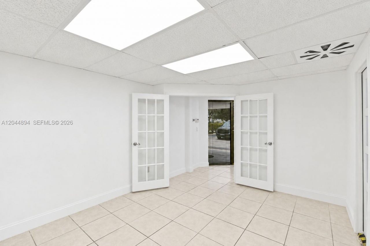 10297 NW 46th St , Unit 1A, Sunrise, FL 33351 Photo