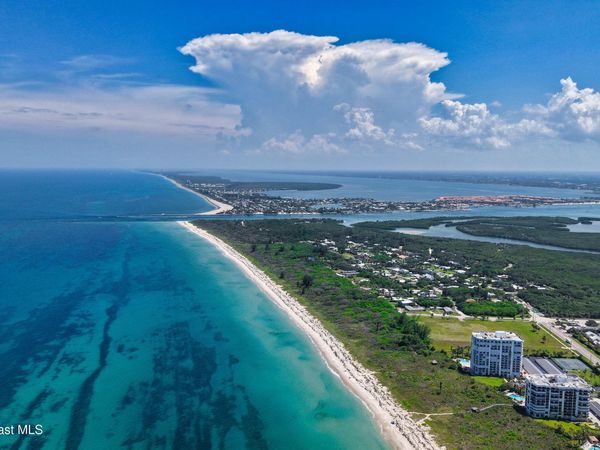 2700 N Highway A1a , Unit 207, Fort Pierce, FL 34949
