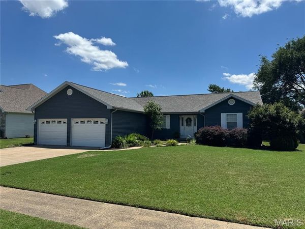 921 Bucklin Circle, Sikeston, MO 63801