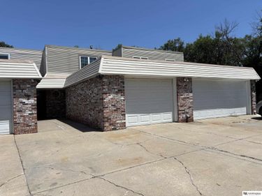 3710 N 40th Street, Lincoln, NE 68504