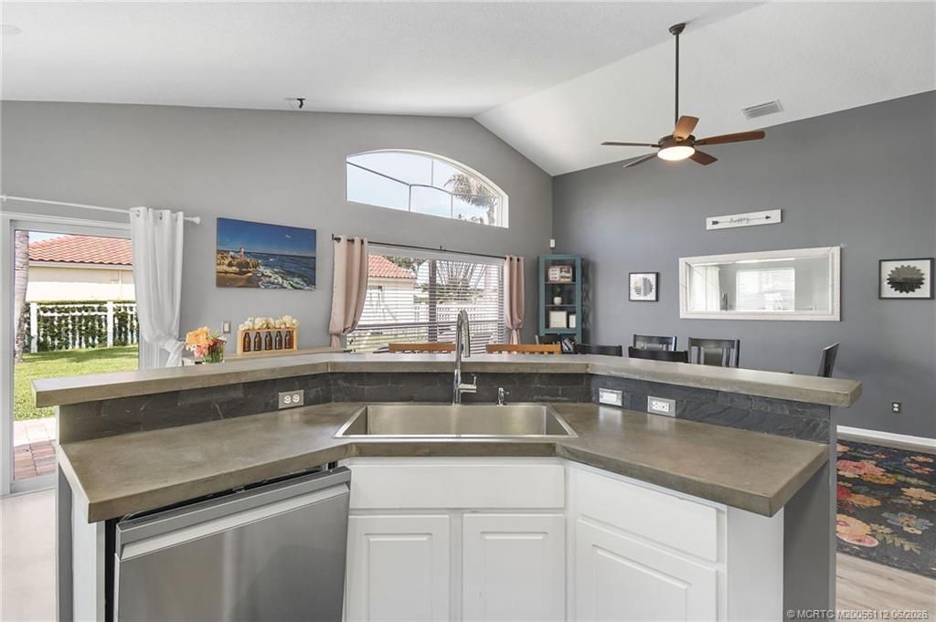 1015 SE Westminster Place , Stuart, FL 34997 Photo